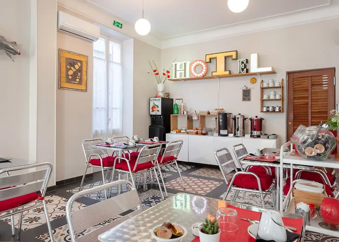 Hotel Cecil Hotel De Charme (Adults Only) 3*