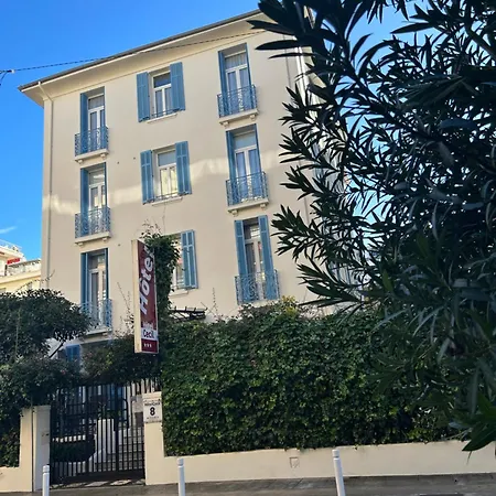 De Charme Cecil (adults Only) Szálloda 3*