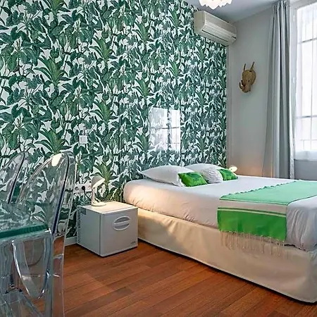 De Charme Cecil (adults Only) Otel