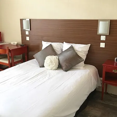 De Charme Cecil Hotel
