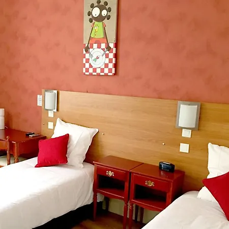 De Charme Cecil Hotel