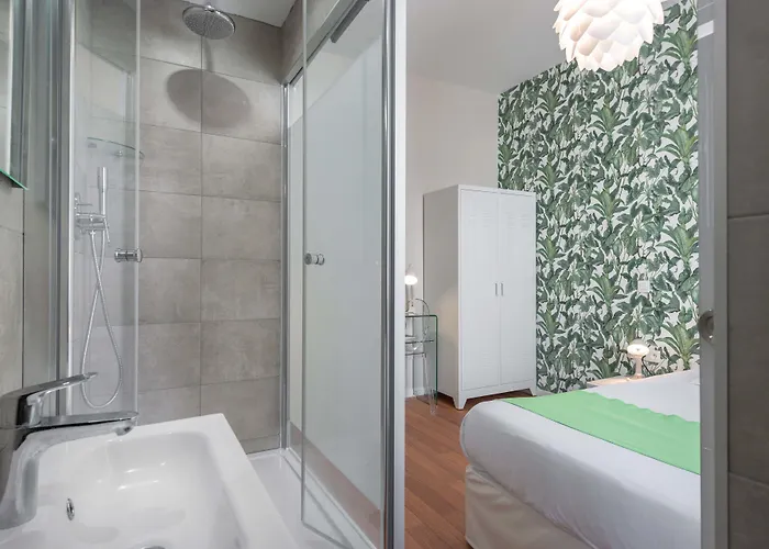 De Charme Cecil Hotel 3*