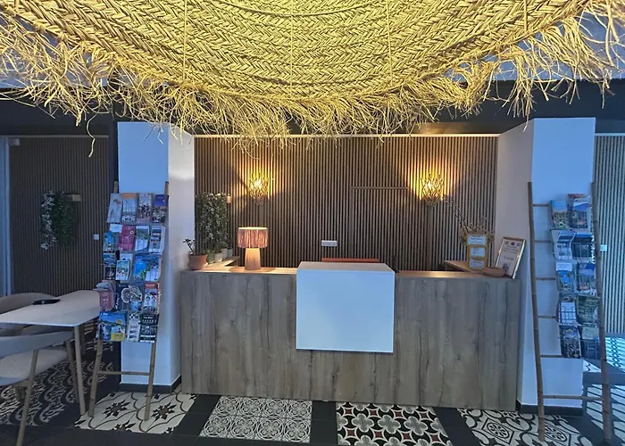 Hotel De Charme Cecil (Adults Only) 3* Juan-les-Pins